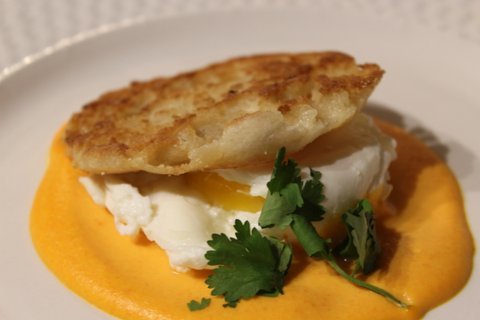 Poached eggs with Carrot & Potato Puree and toasted brioche bun on top